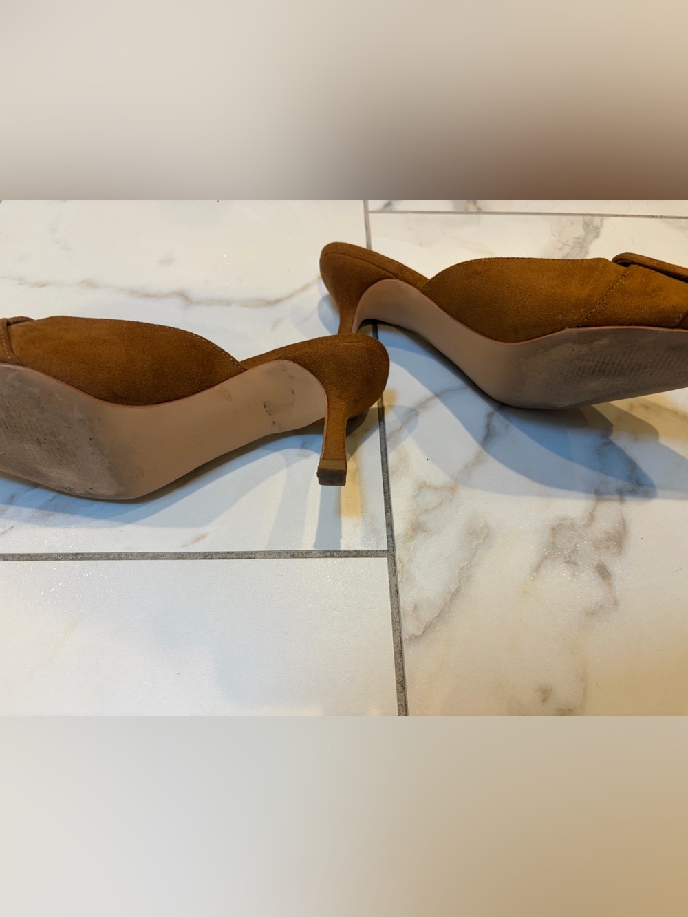 Heels - Picture 4 of 4